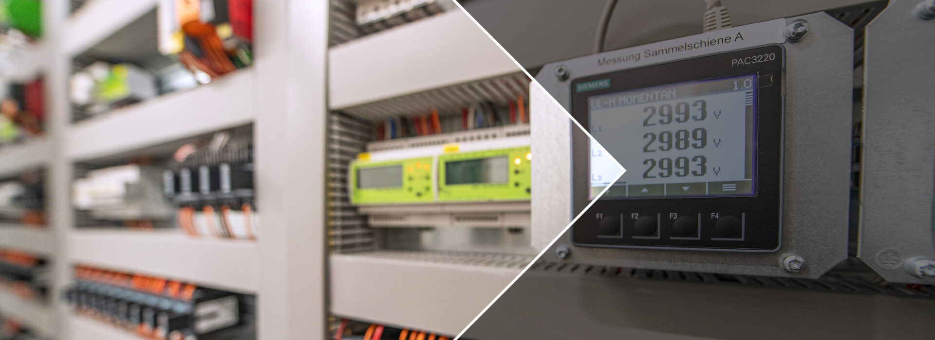 Primo piano di un quadro elettrico con un misuratore digitale che mostra valori di tensione.
